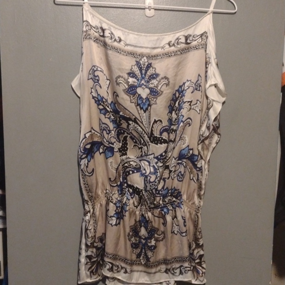 White House Black market silk shirts paisley print size xxs